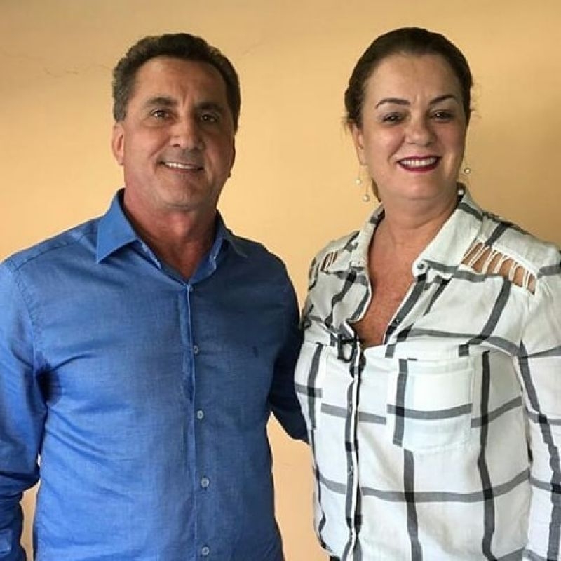 NOSSO PRESIDENTE VALDECYR VIGUINI NUMA CONVERSA COM ELUZA XAVIER